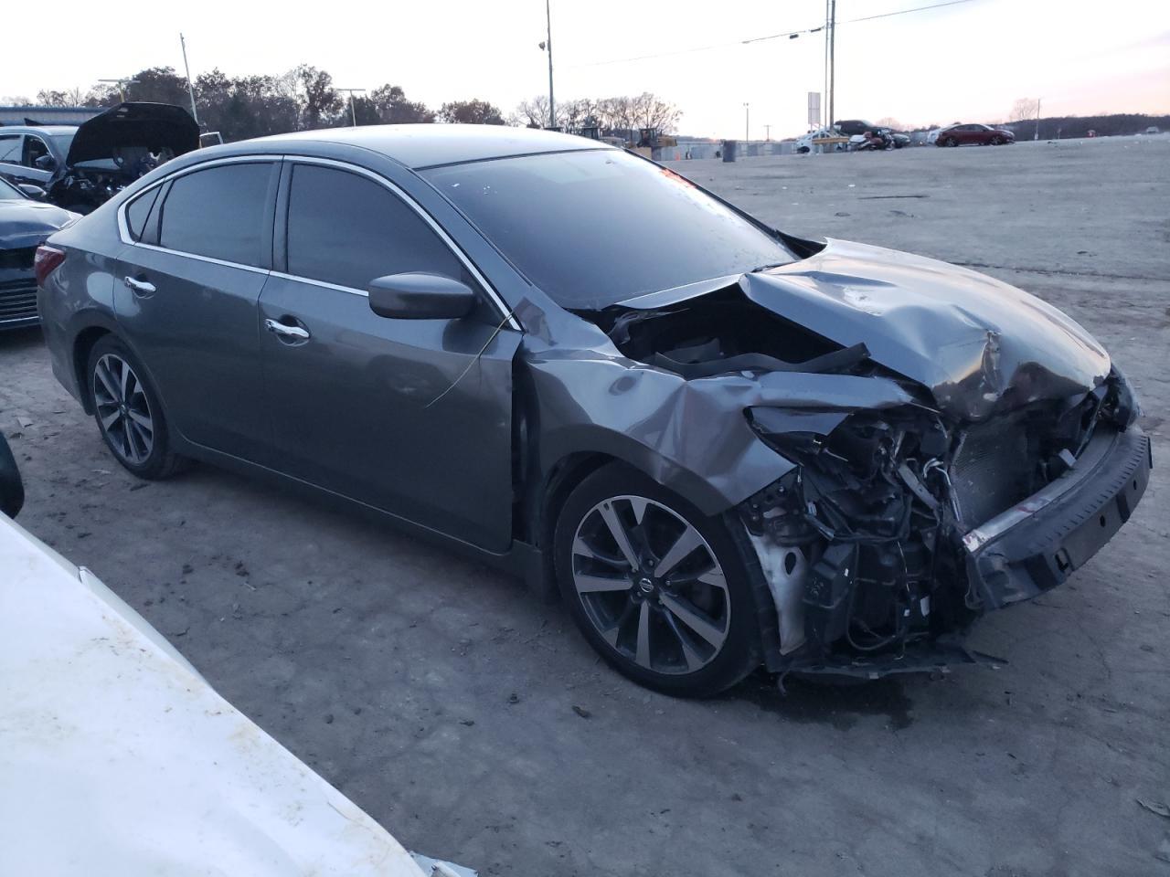 2017 NISSAN ALTIMA 2.5 - Фото 4