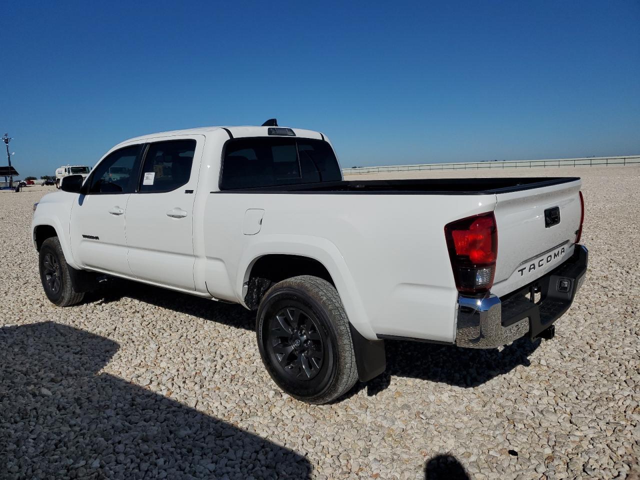 2023 TOYOTA TACOMA DOU - Фото 2