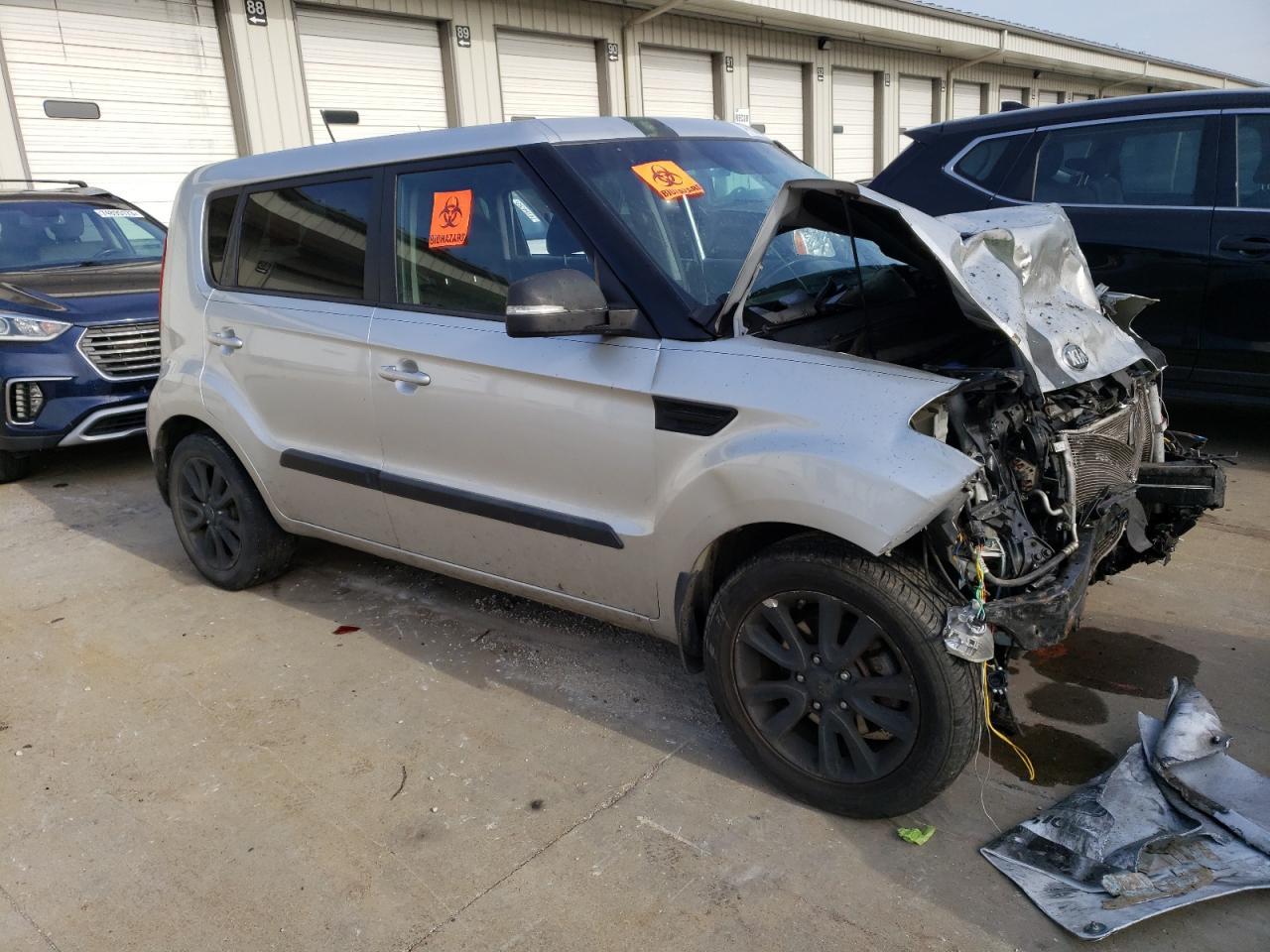 2013 KIA SOUL + - Image 4