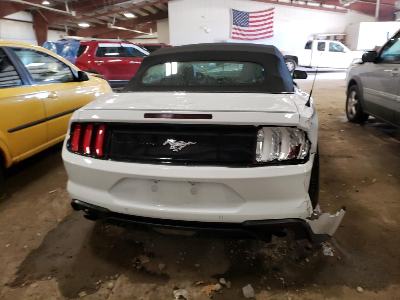 2018 FORD MUSTANG - Фото 6
