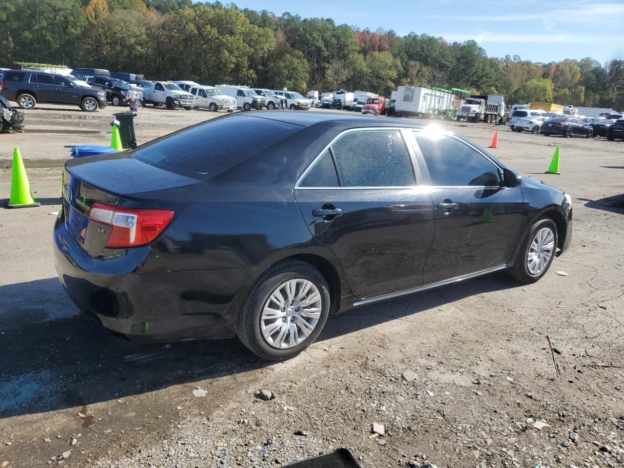 2014 TOYOTA CAMRY L - Image 3