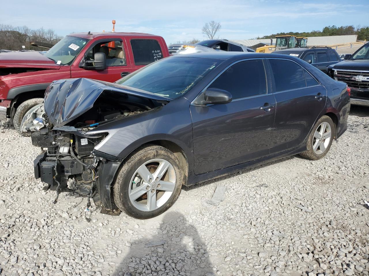 2014 TOYOTA CAMRY L