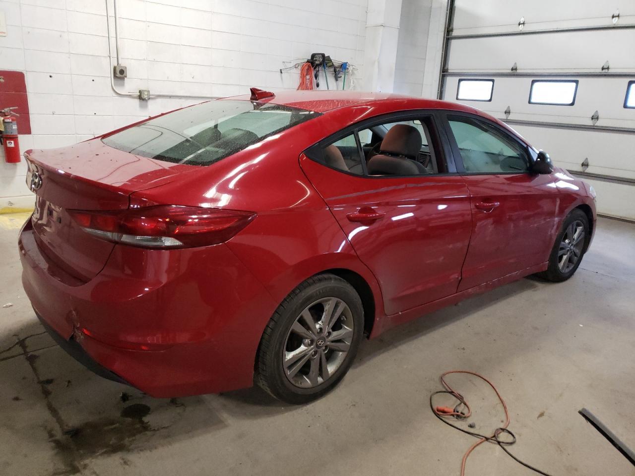 2017 HYUNDAI ELANTRA SE - Фото 3