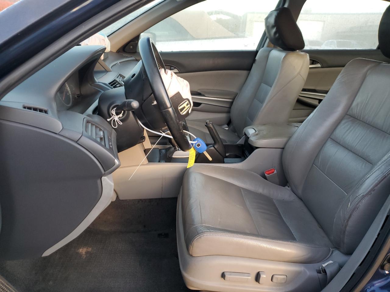 2010 HONDA ACCORD EXL - Image 7