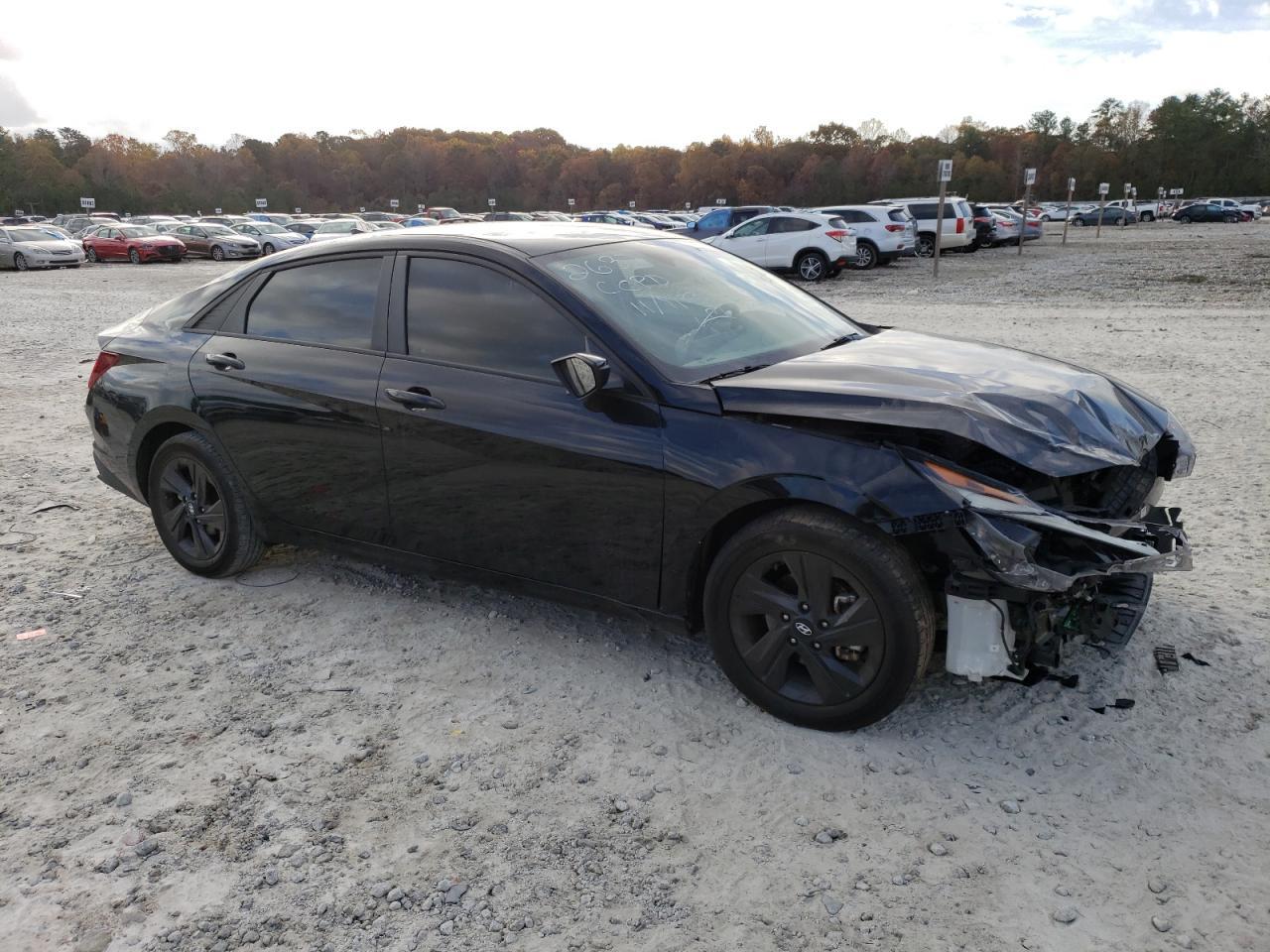 2022 HYUNDAI ELANTRA SE - Фото 4