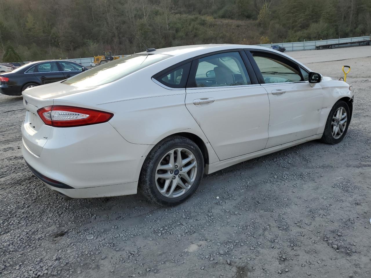 2014 FORD FUSION SE - Фото 3