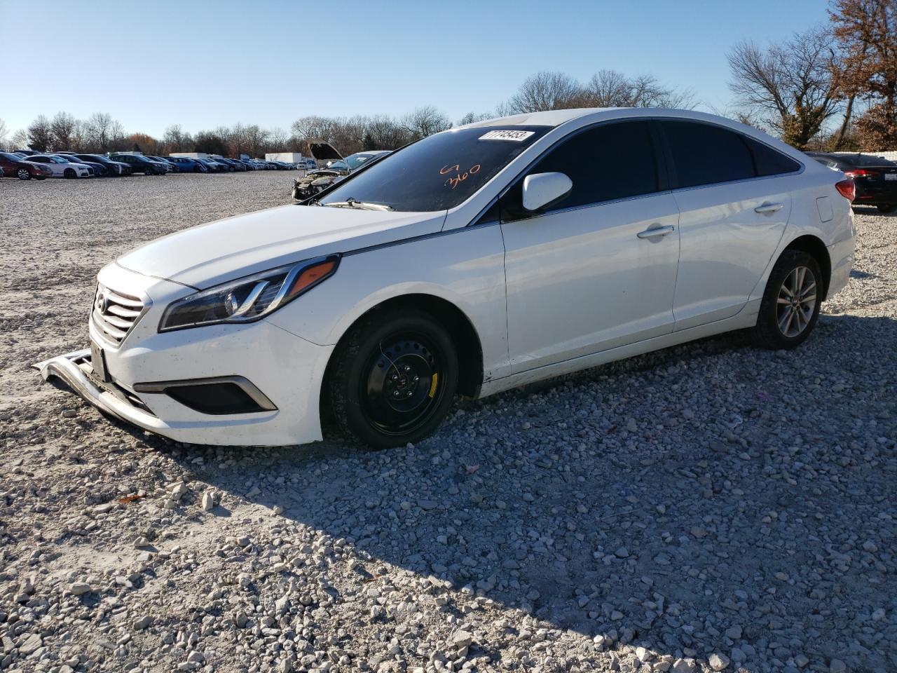 2017 HYUNDAI SONATA SE