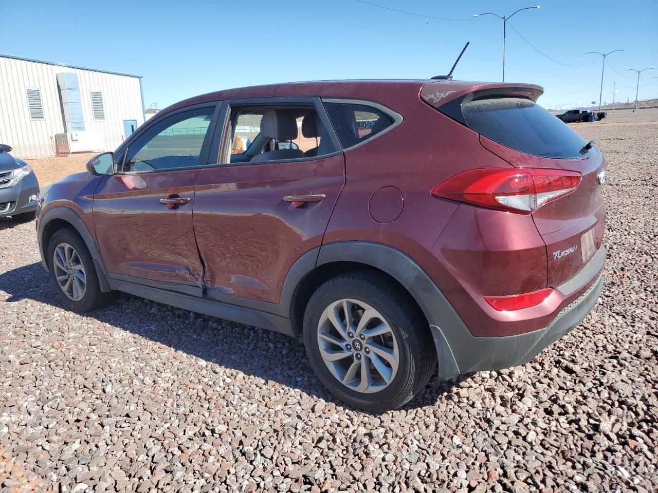 2016 HYUNDAI TUCSON SE - Фото 2