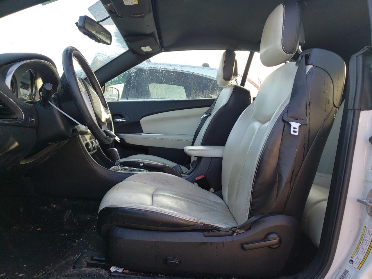 2012 CHRYSLER 200 LIMITE - Image 7