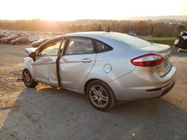2019 Ford Fiesta Se - Image 2