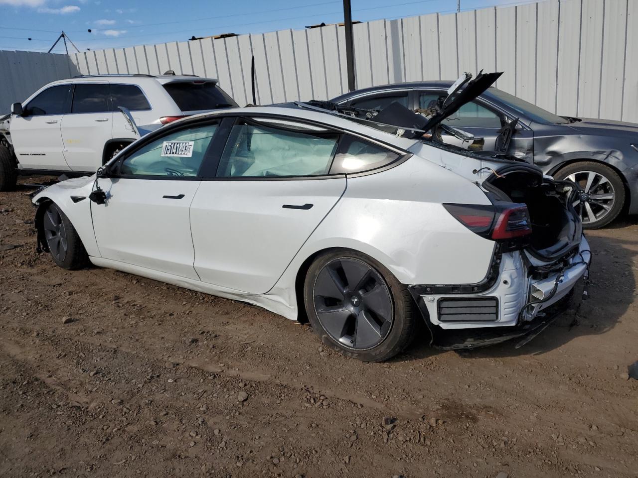 2023 TESLA MODEL 3 - Фото 2
