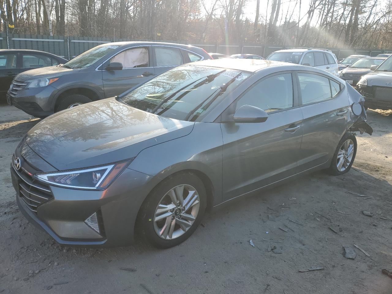 2019 HYUNDAI ELANTRA SE