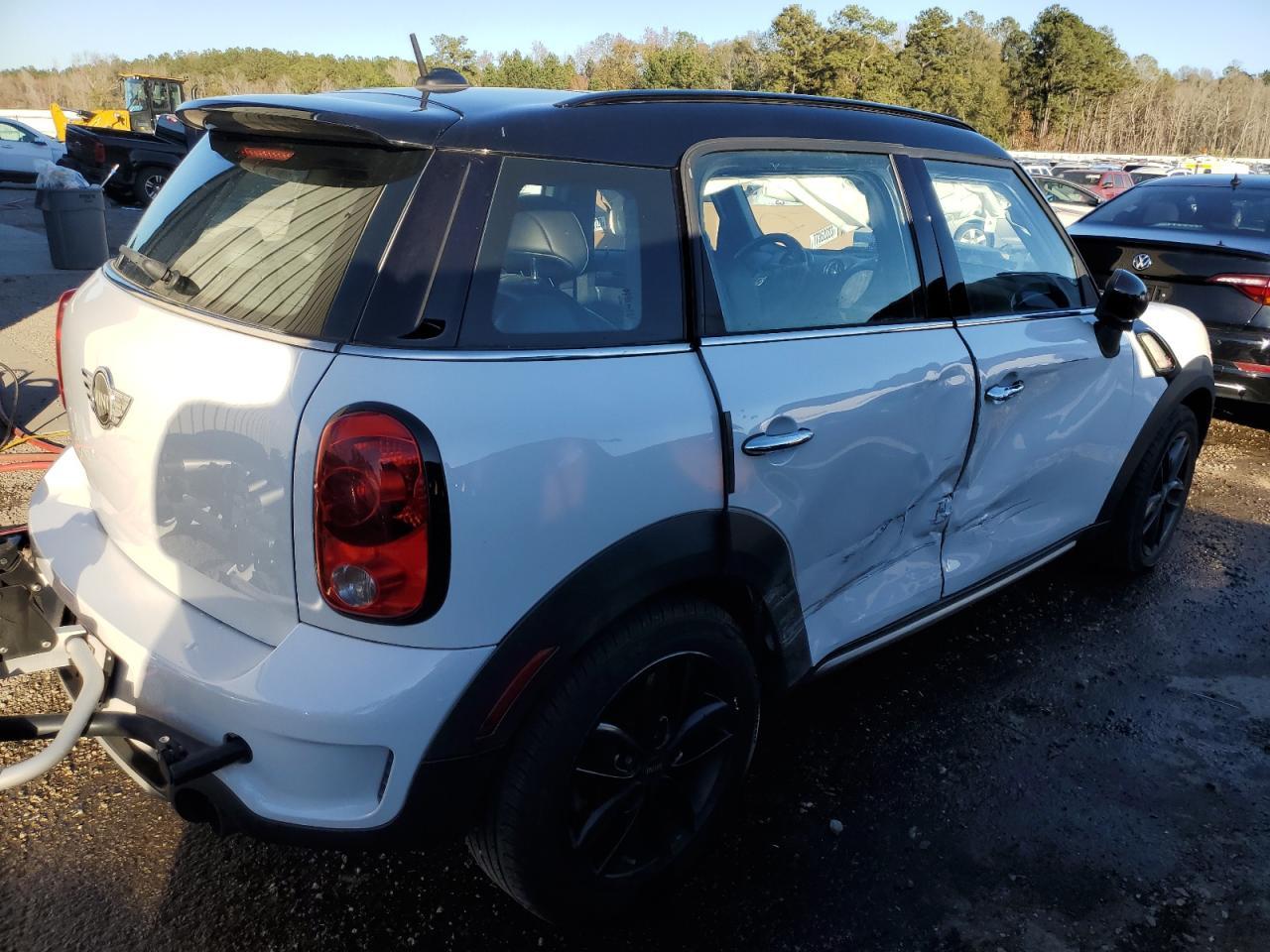 2015 MINI COOPER S C - Image 3