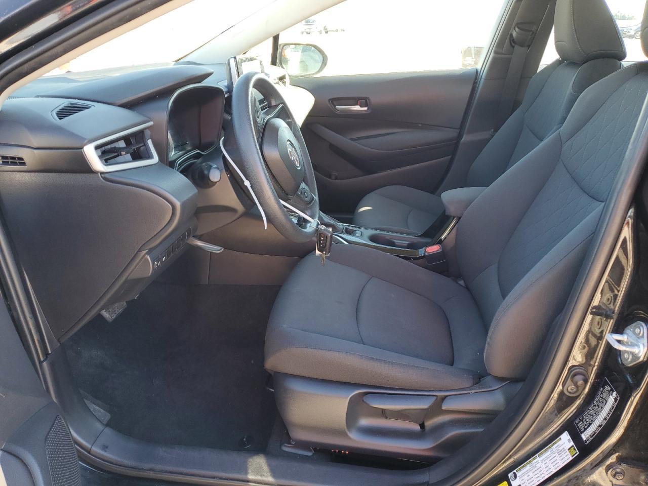 2021 TOYOTA COROLLA LE - Фото 7