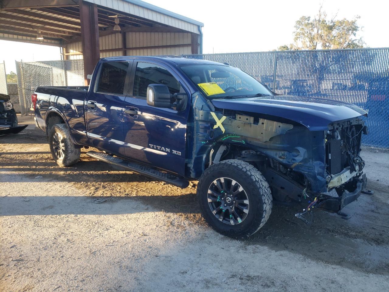 2017 NISSAN TITAN XD S - Image 4