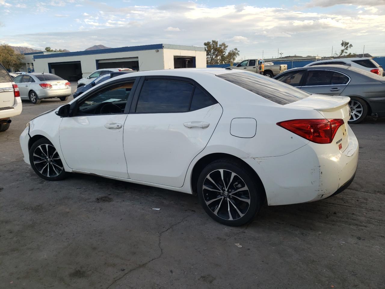 2018 TOYOTA COROLLA L - Image 2