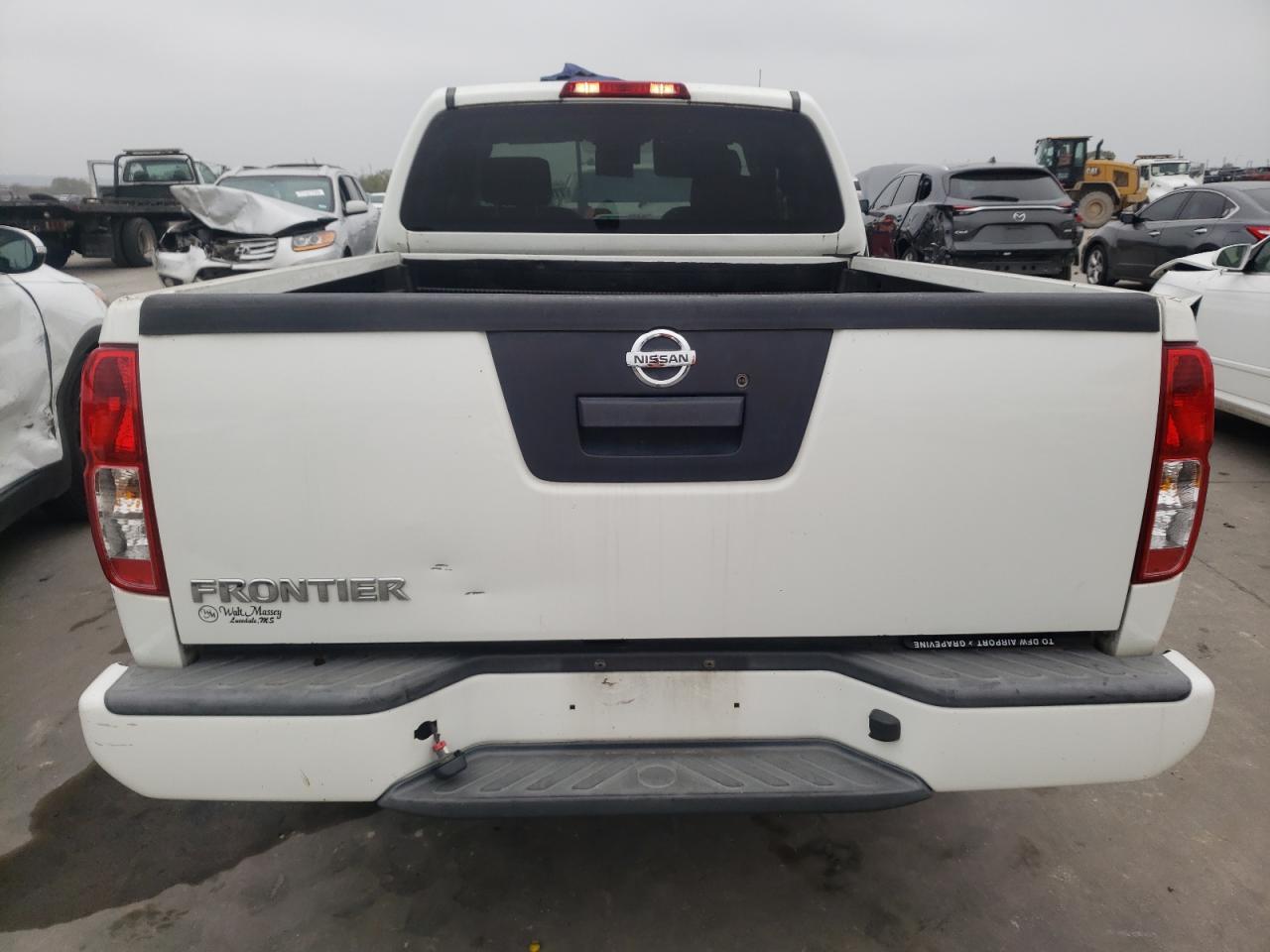 2017 NISSAN FRONTIER S - Image 6