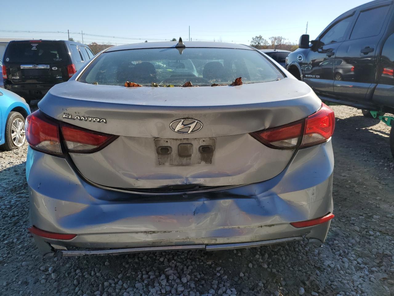 2015 HYUNDAI ELANTRA SE - Фото 6