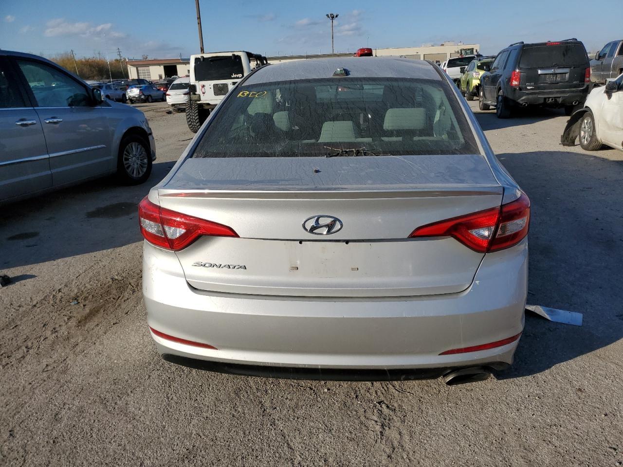 2017 HYUNDAI SONATA SE - Фото 6