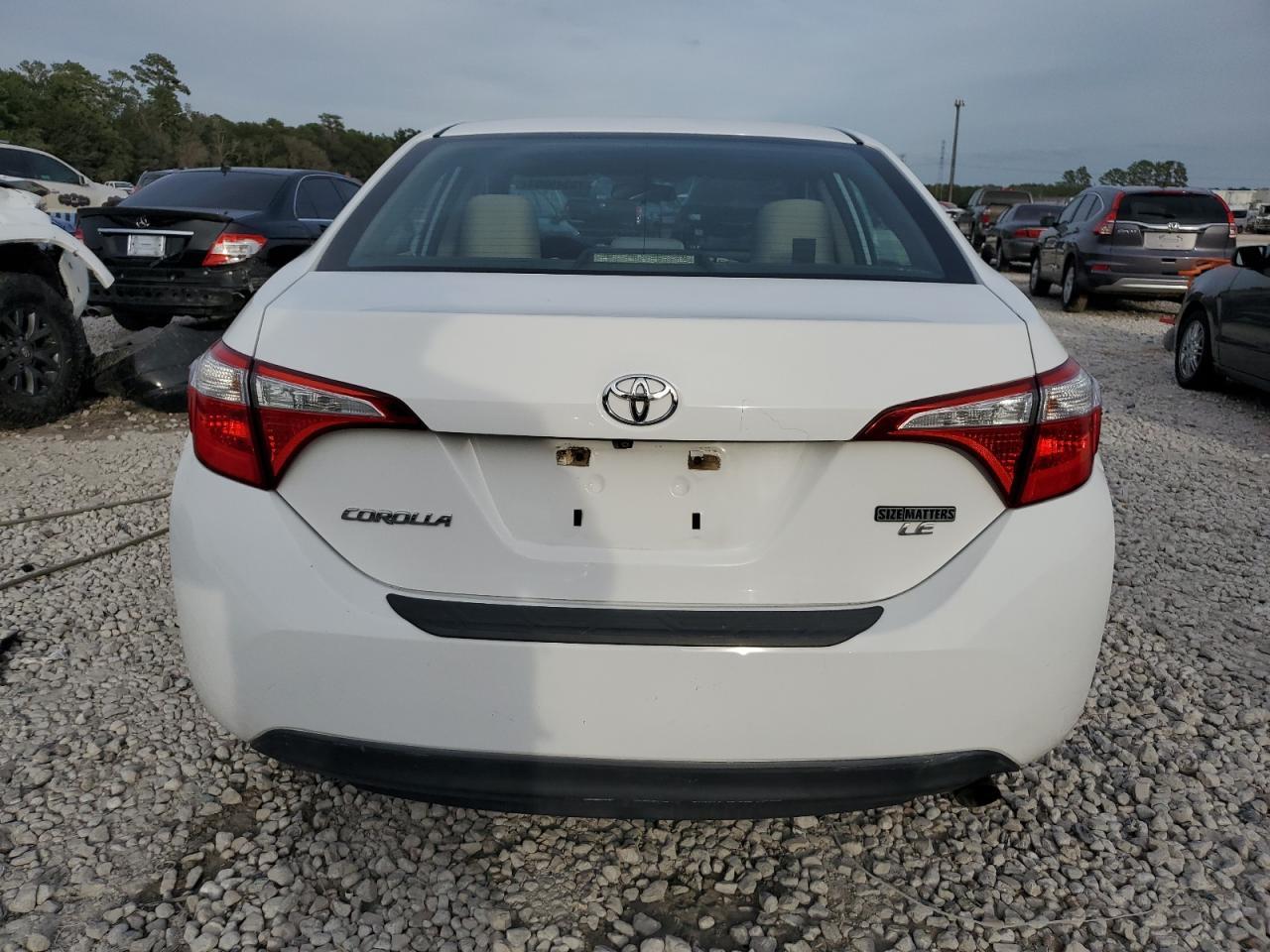 2015 TOYOTA COROLLA L - Image 6