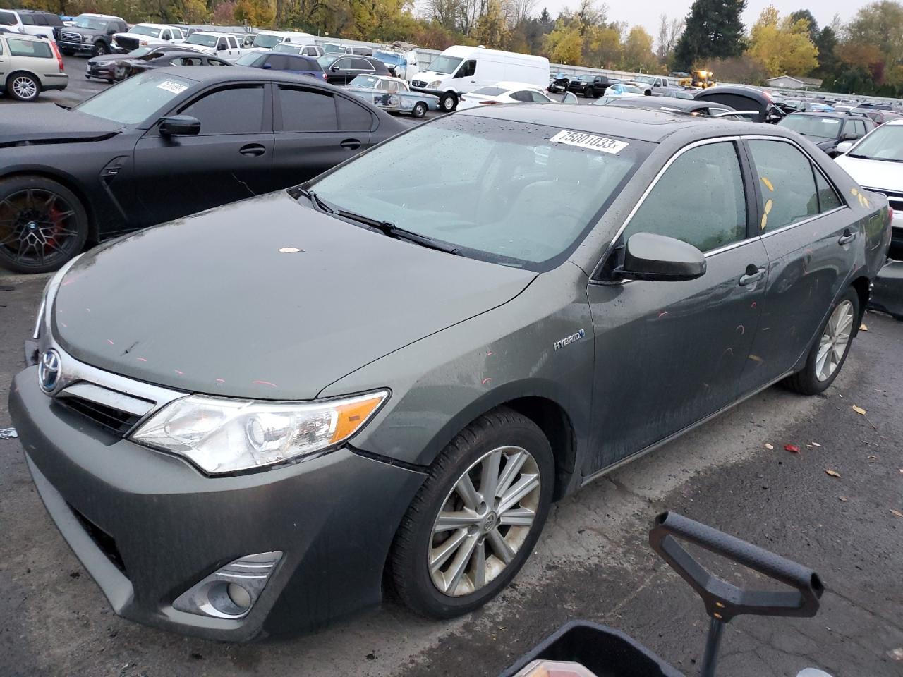 2013 TOYOTA CAMRY HYBR car image