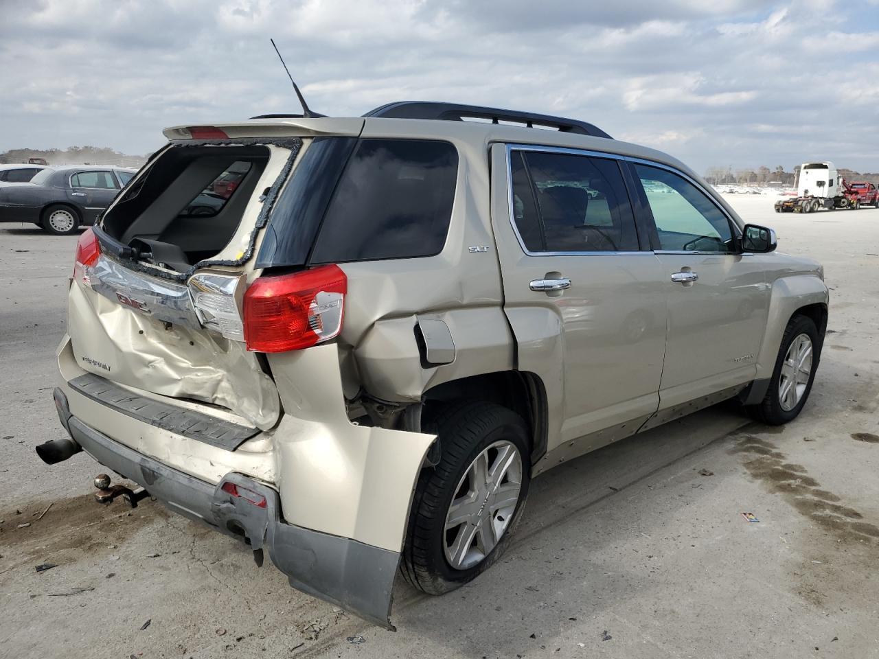 2012 GMC TERRAIN SL - Фото 3