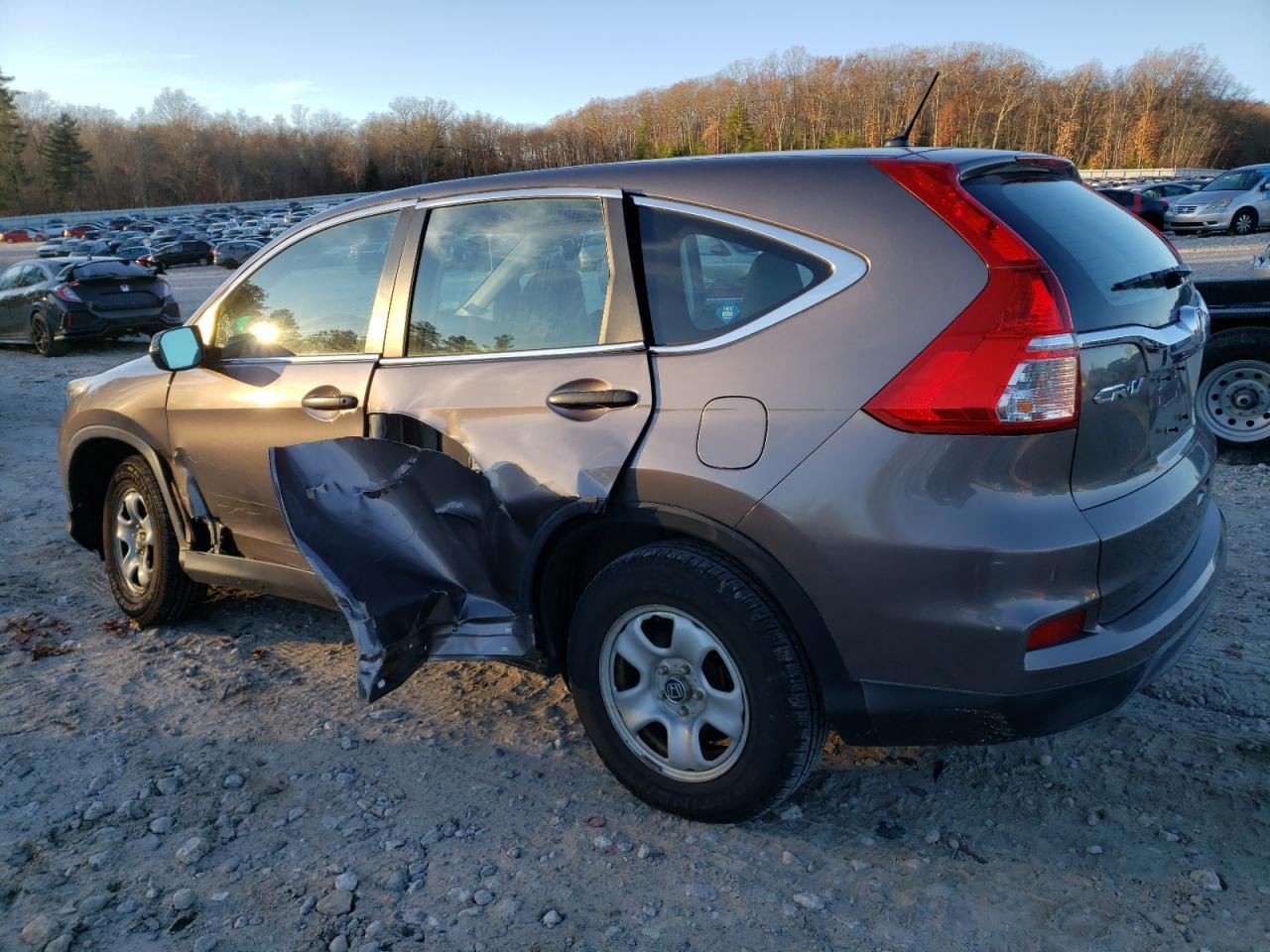 2015 HONDA CR-V LX - Фото 2