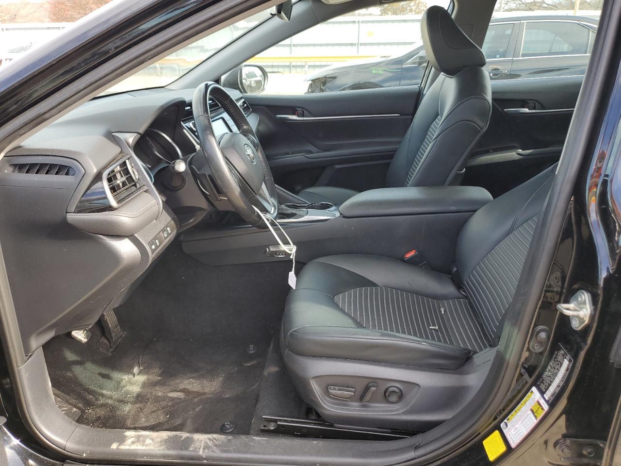 2020 TOYOTA CAMRY SE - Image 7