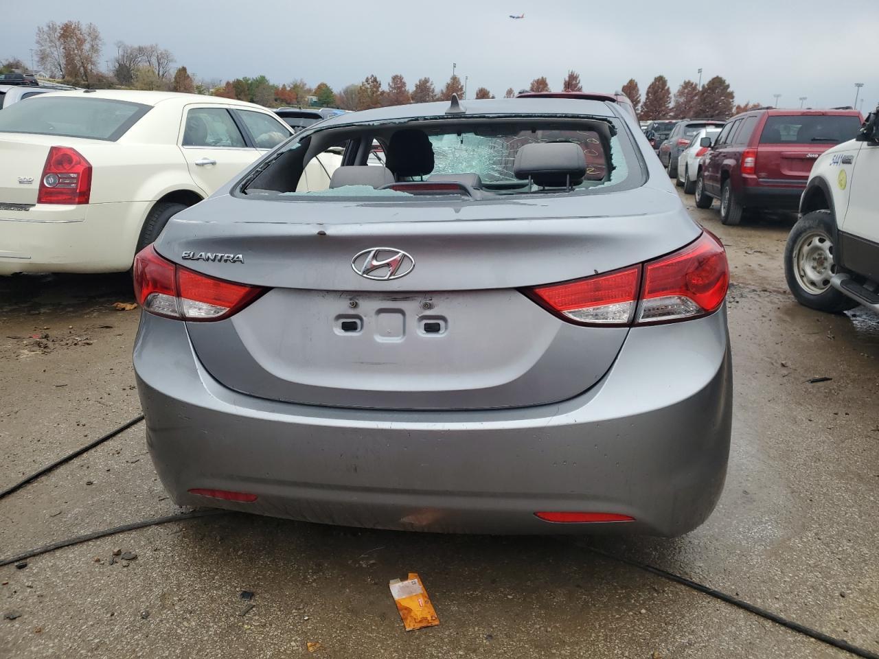 2013 HYUNDAI ELANTRA GL - Image 6