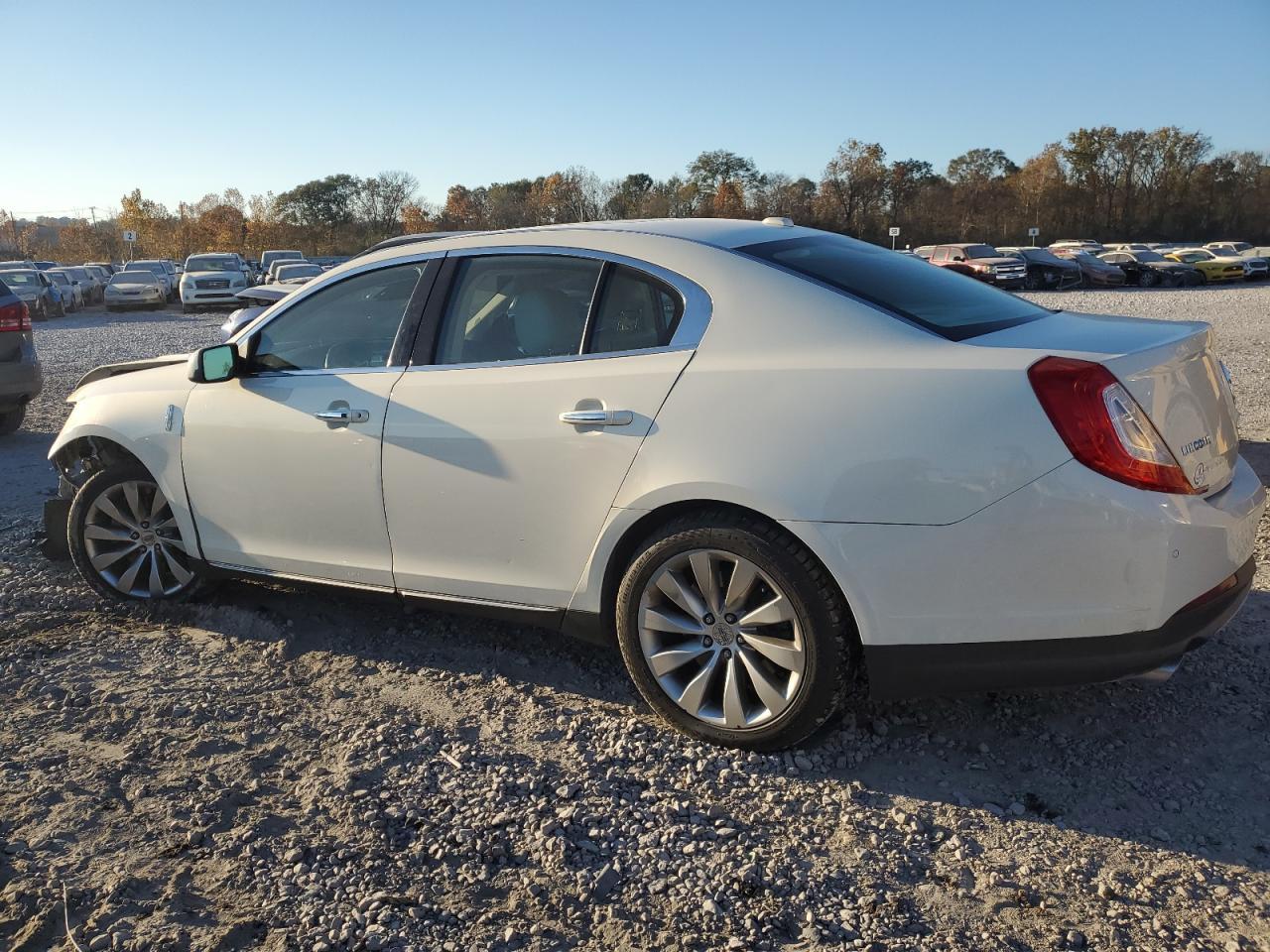 2013 LINCOLN MKS - Image 2