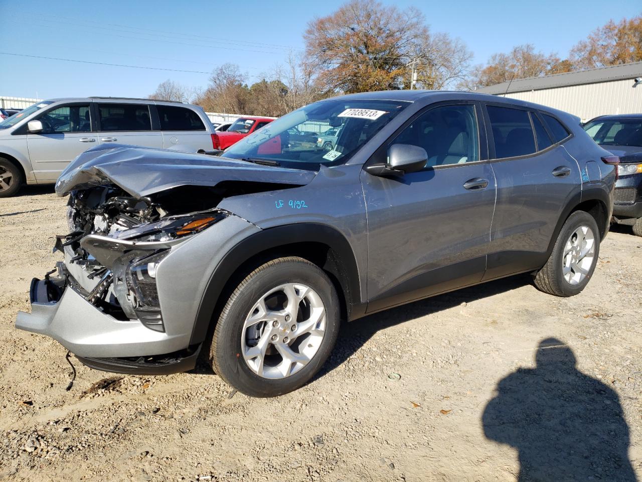 2024 CHEVROLET TRAX LS