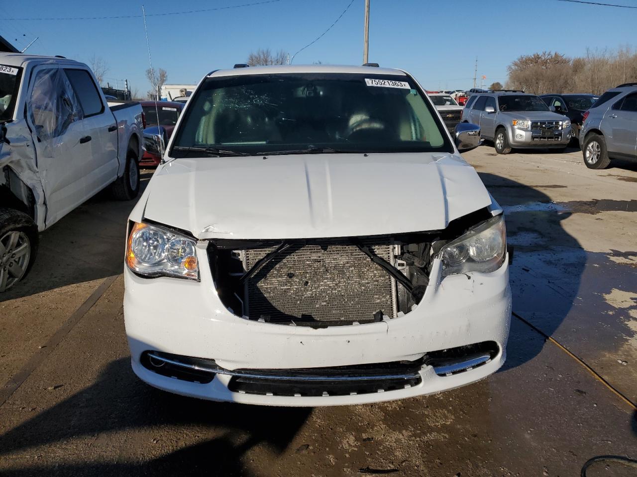 2014 CHRYSLER TOWN & COU - Фото 5