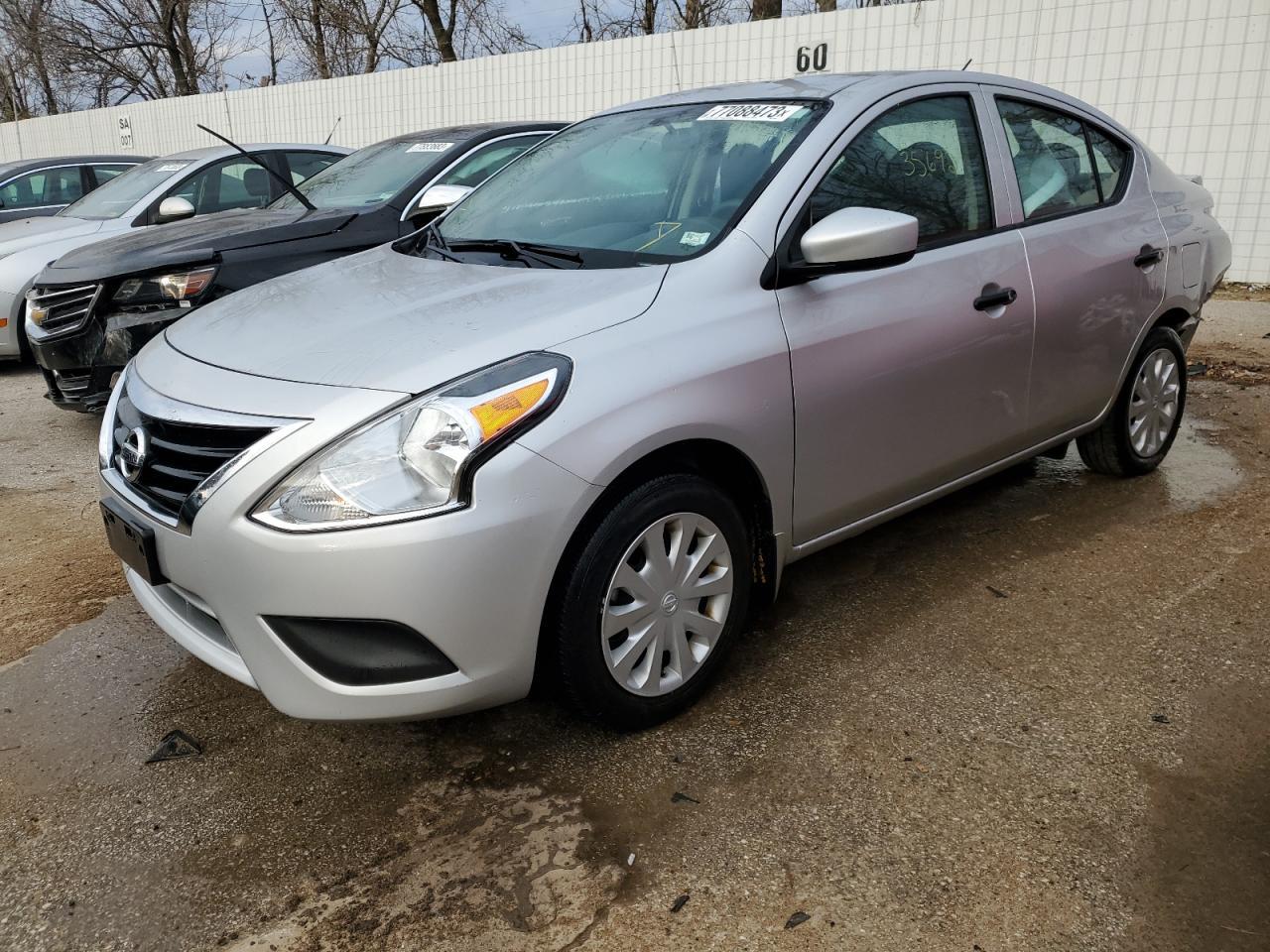 2016 NISSAN VERSA S