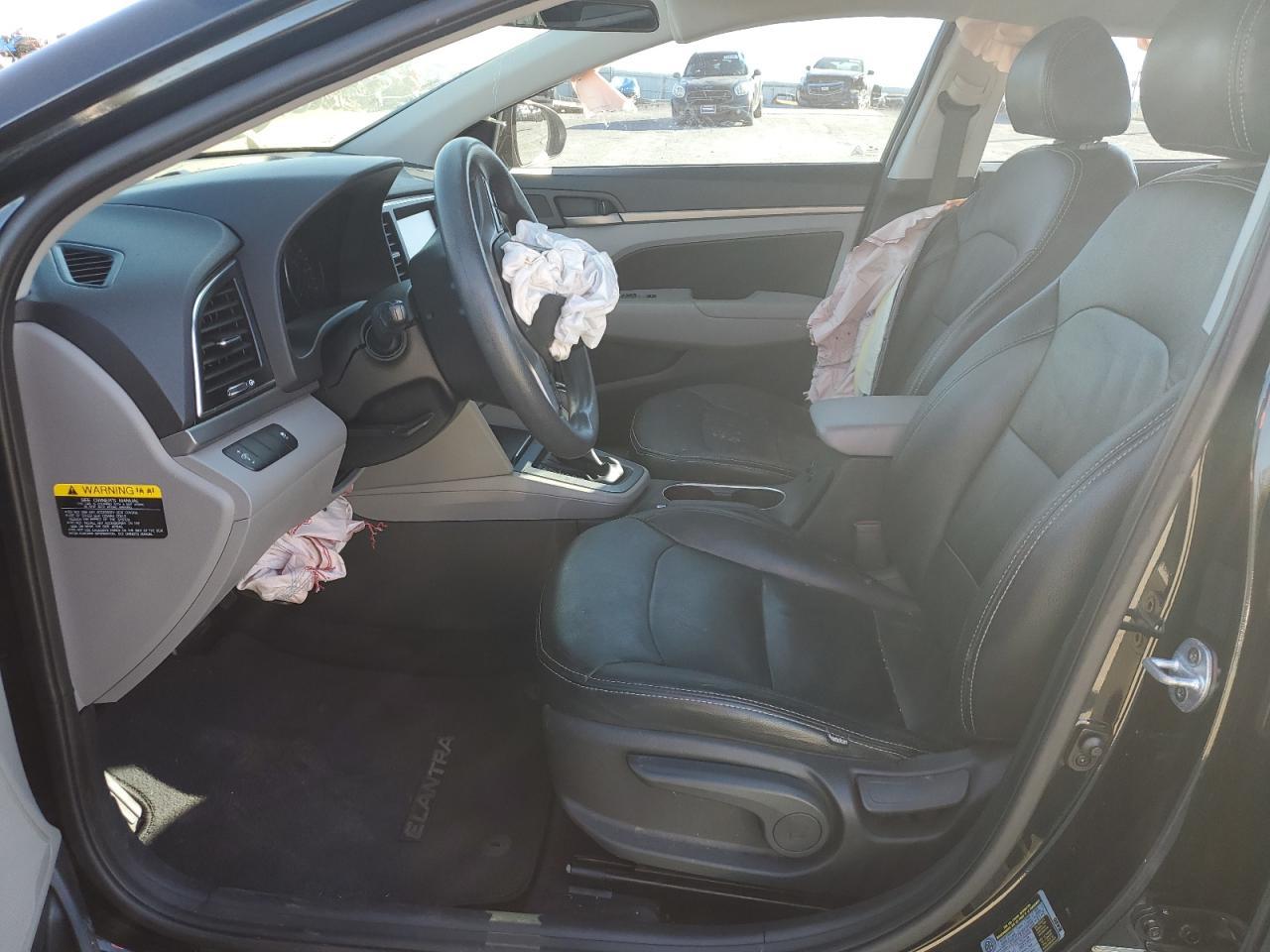 2017 HYUNDAI ELANTRA SE - Фото 7