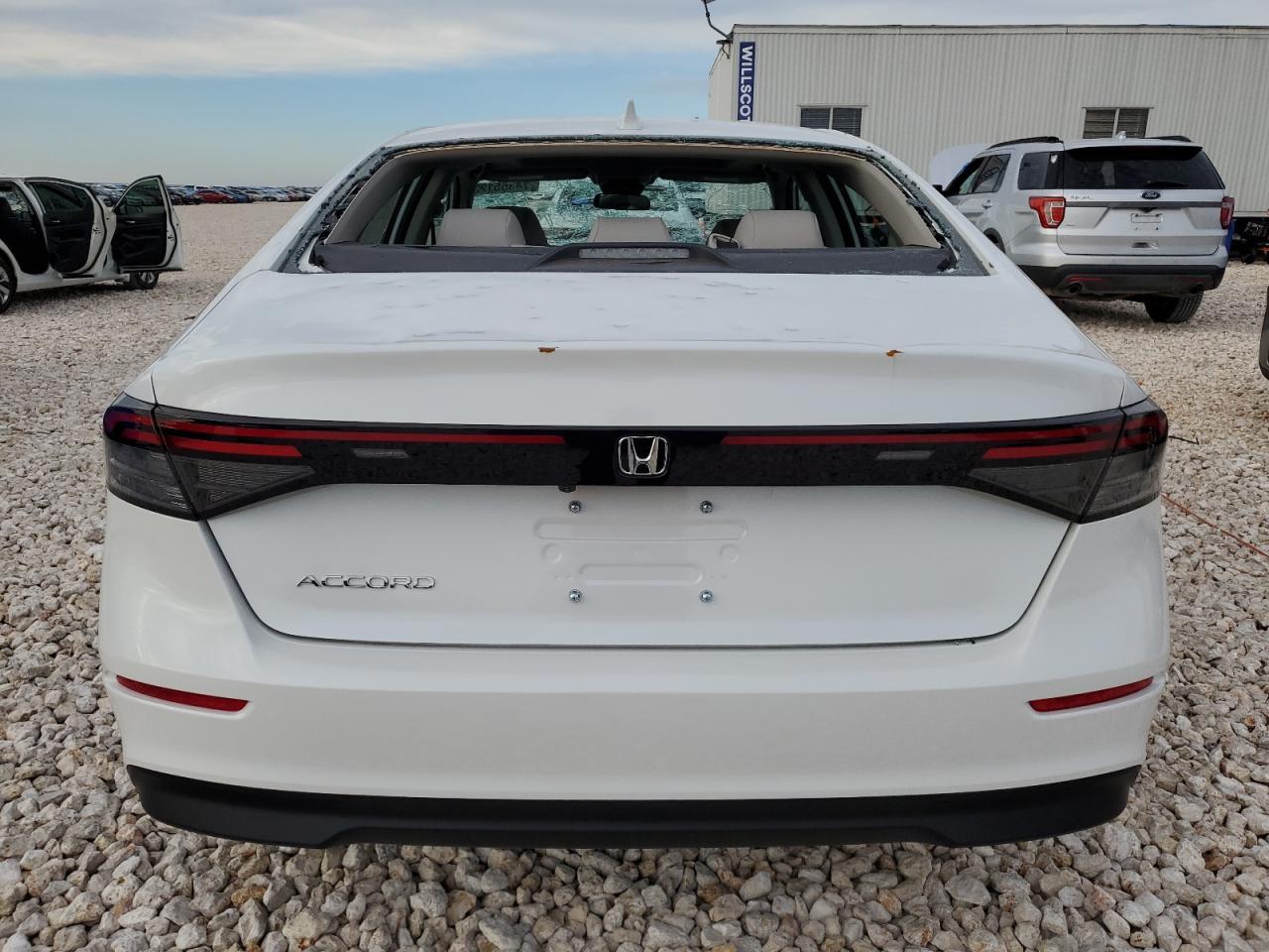 2024 HONDA ACCORD EX - Фото 6