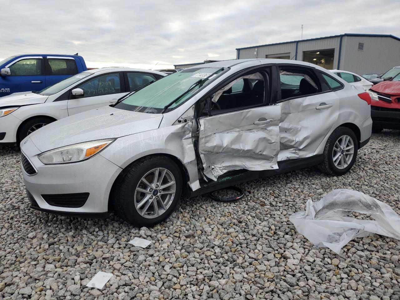 2018 FORD FOCUS SE car image