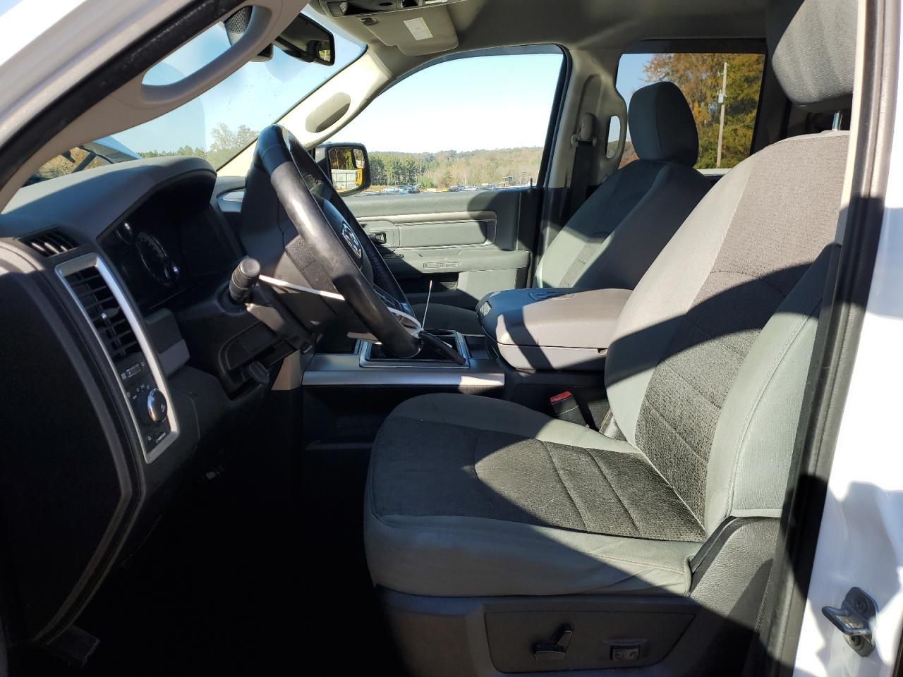 2014 RAM 1500 SLT - Image 7