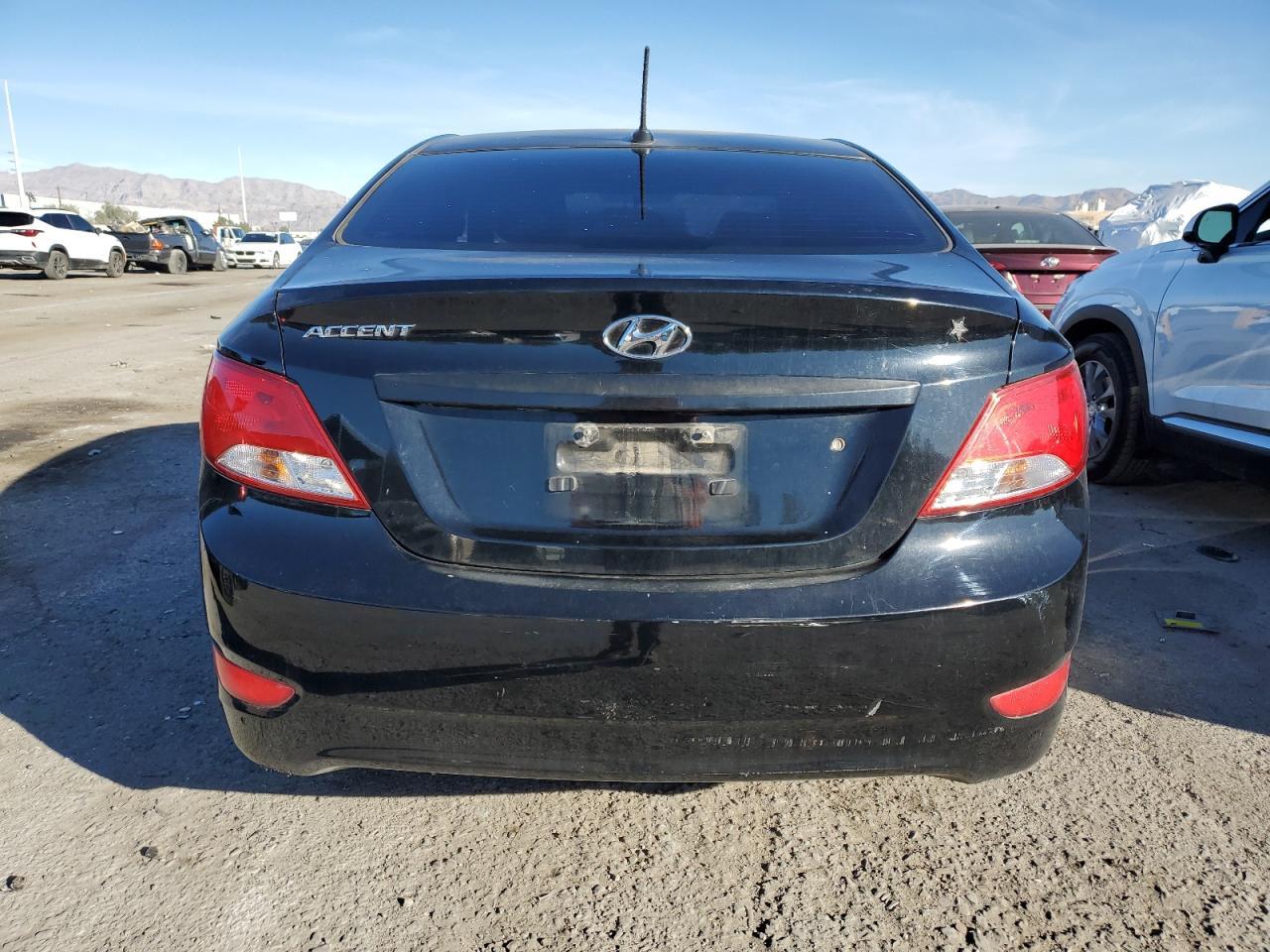 2017 HYUNDAI ACCENT SE - Фото 6
