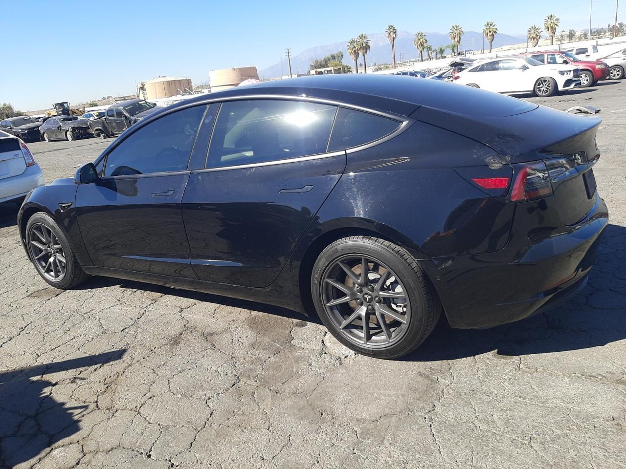 2021 TESLA MODEL 3 - Image 2