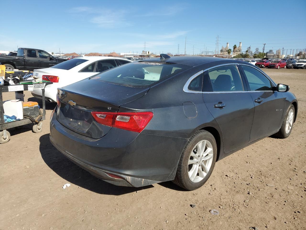 2017 CHEVROLET MALIBU LT - Image 3