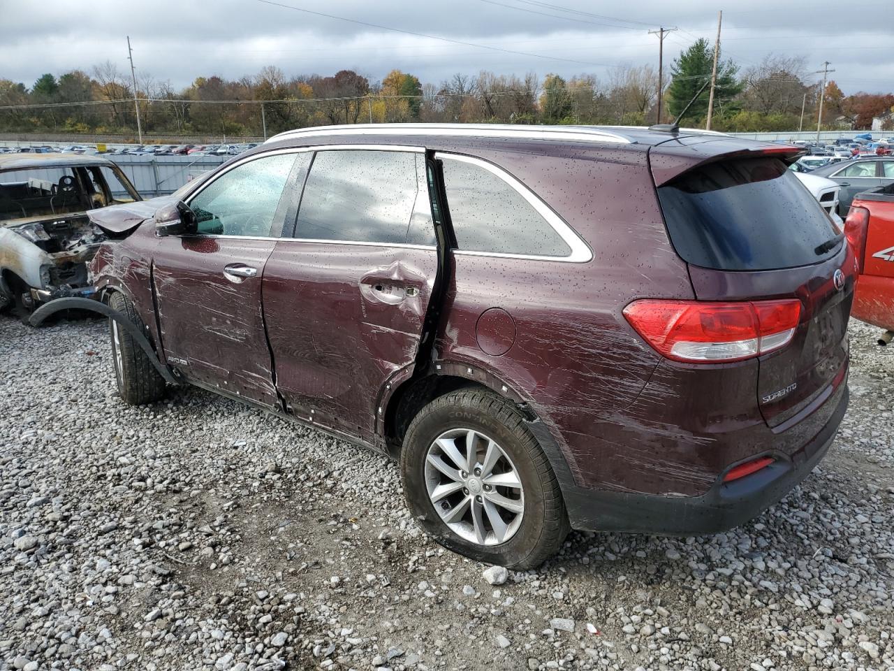 2017 KIA SORENTO LX - Фото 2