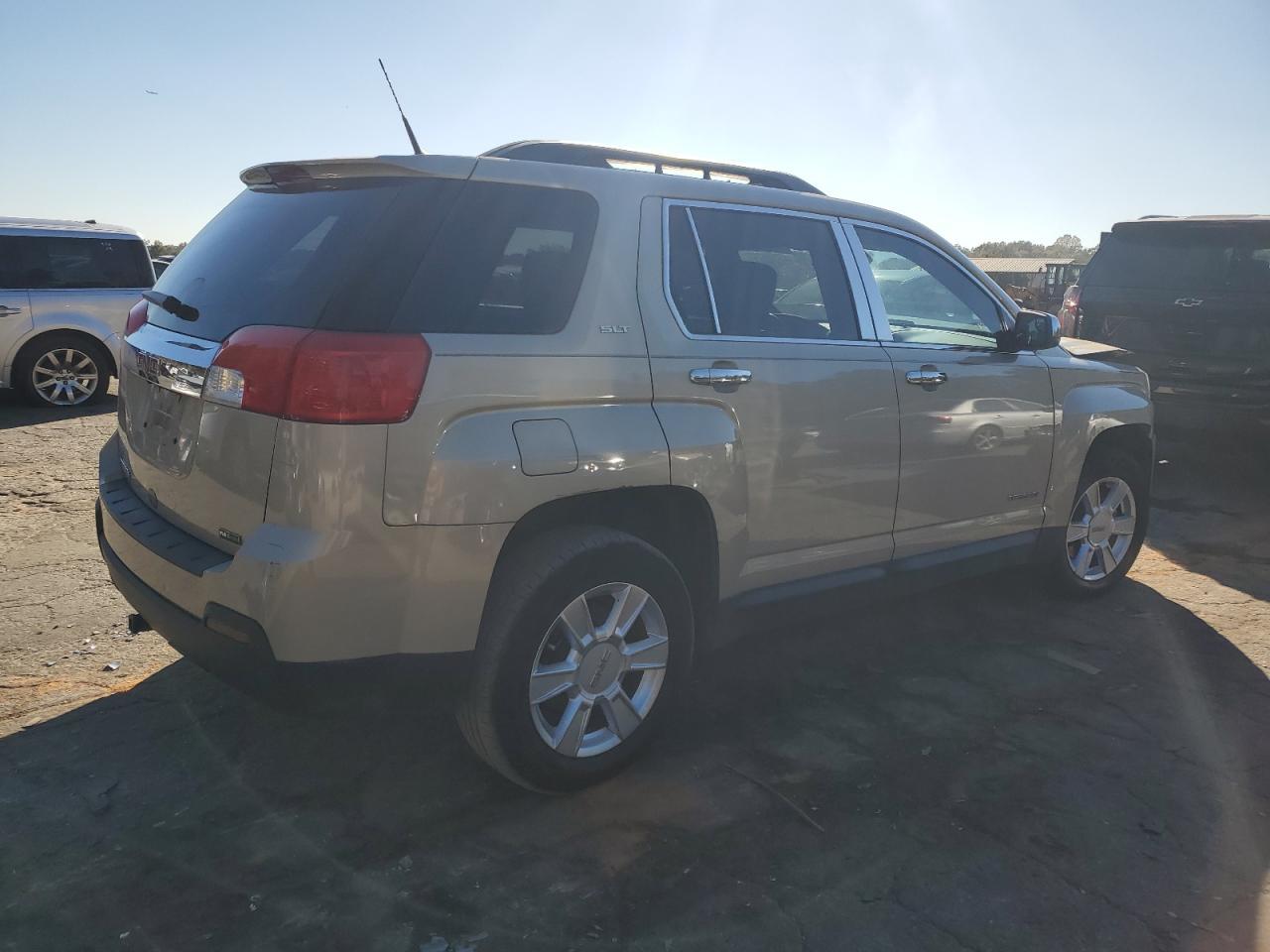 2012 GMC TERRAIN SL - Фото 3