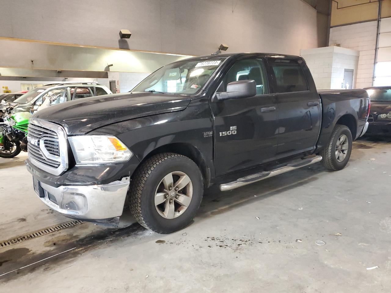 2015 RAM 1500 ST