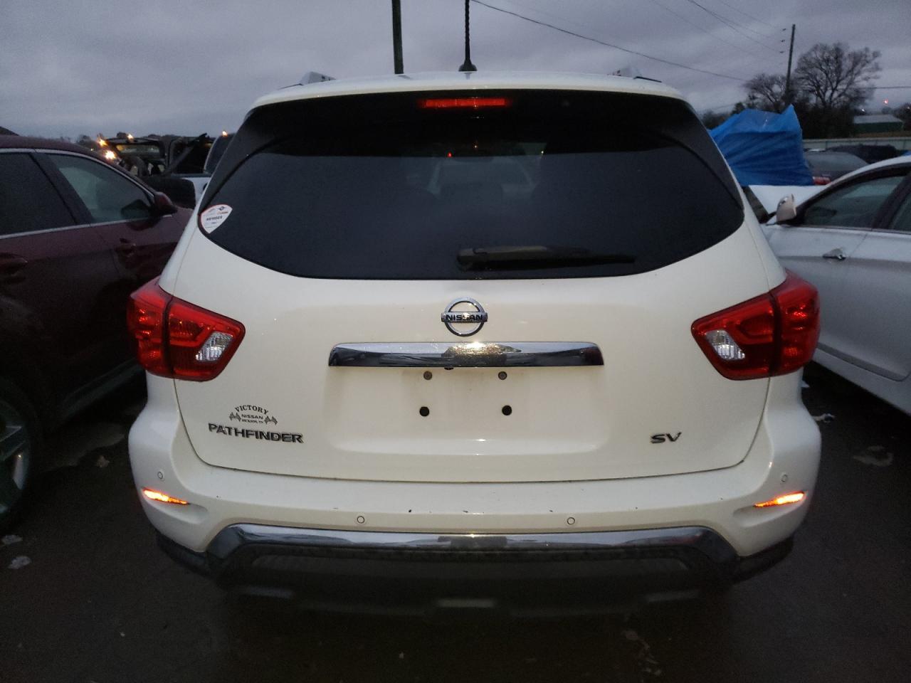 2017 NISSAN PATHFINDER - Image 6