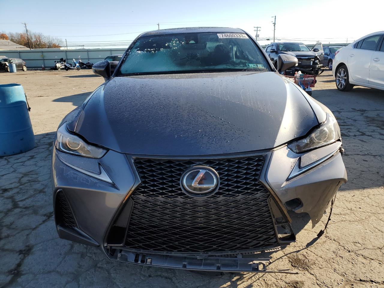 2018 LEXUS IS 300 - Image 5
