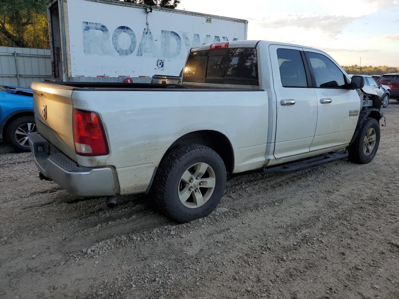 2014 RAM 1500 SLT - Image 3