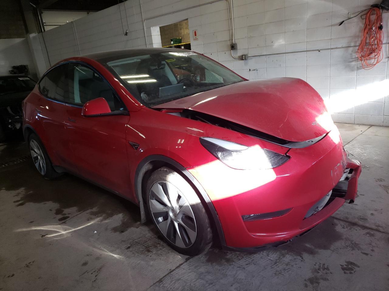 2023 TESLA MODEL Y - Фото 4
