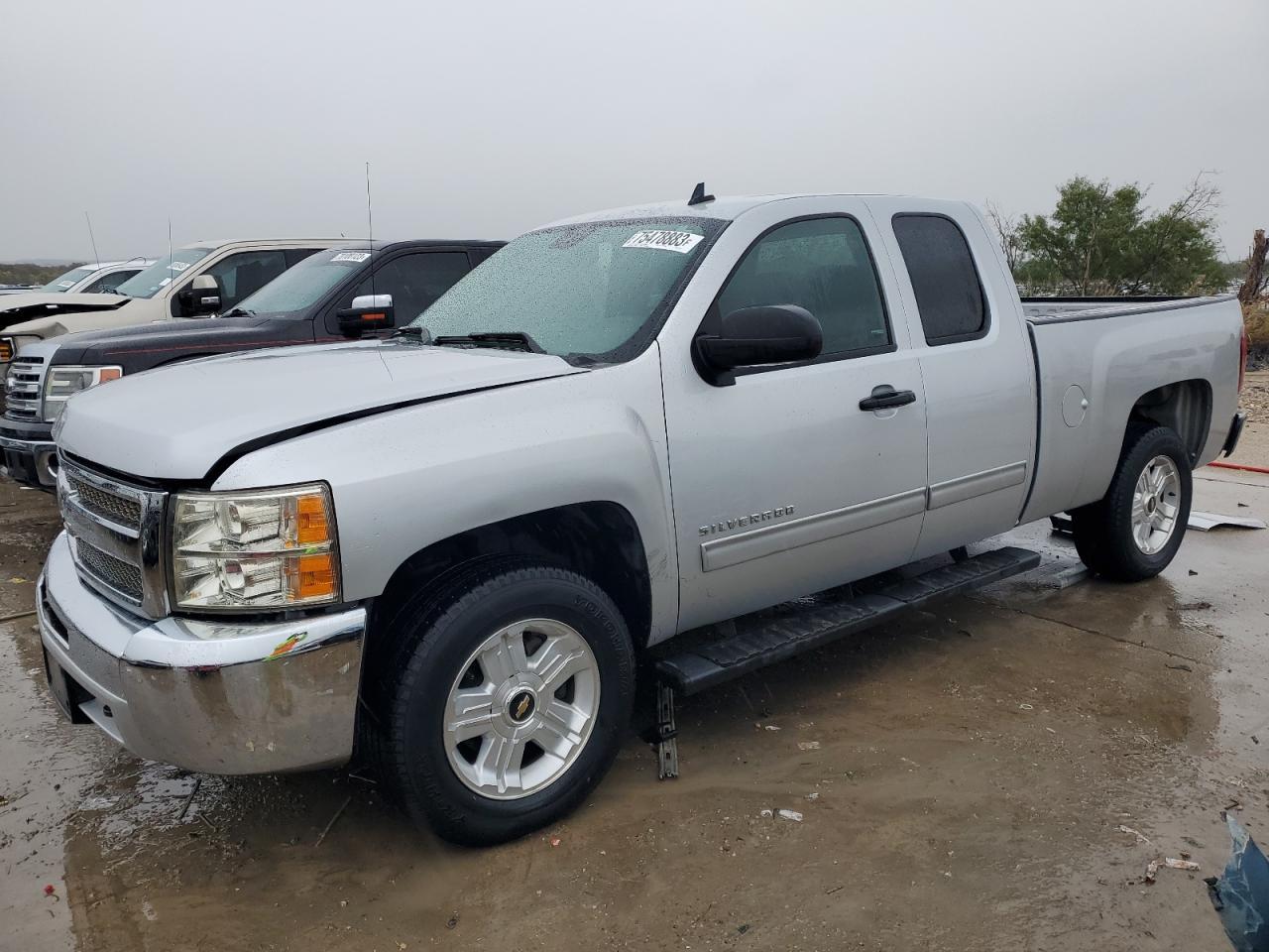 2013 CHEVROLET SILVERADO