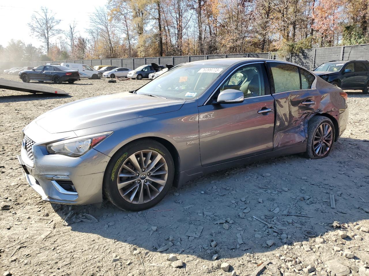 2018 INFINITI Q50 LUXE