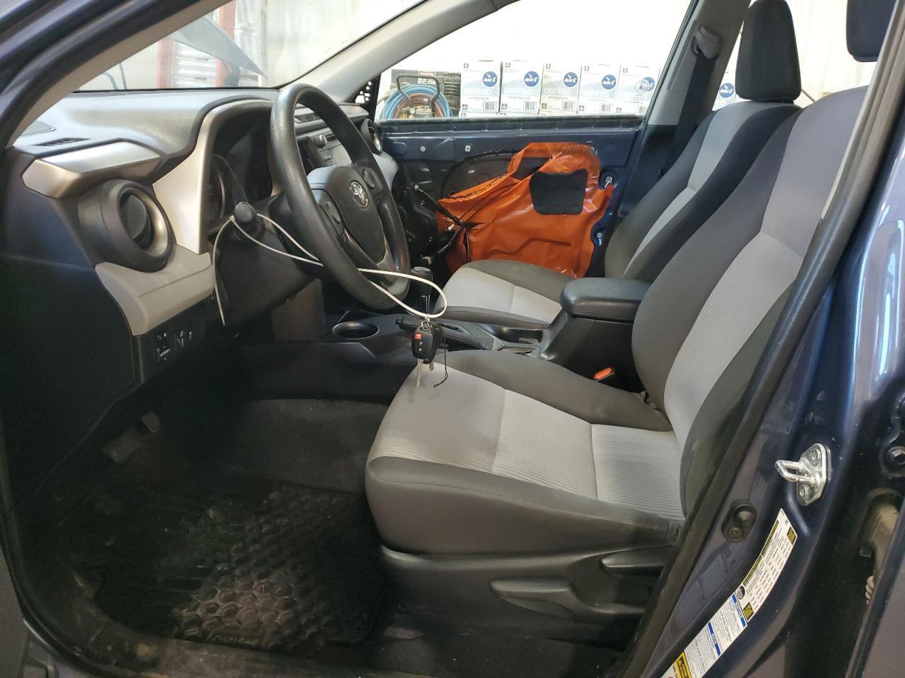 2014 TOYOTA RAV4 LE - Фото 7